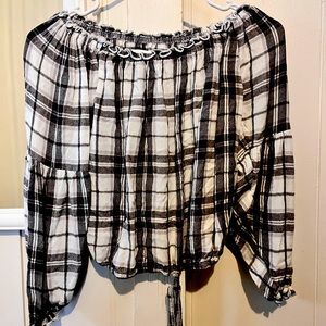 Hollister Off the Shoulder Shirt